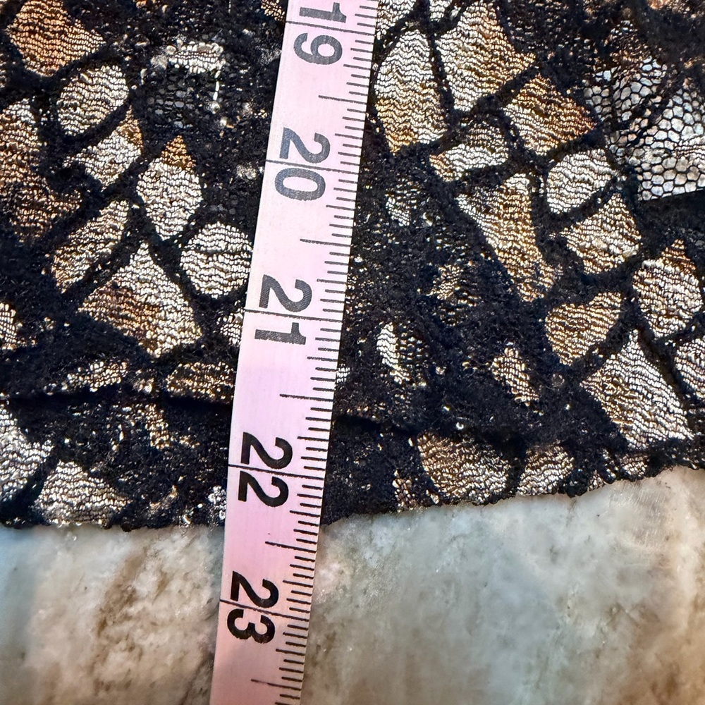 Andria Lieu Black & Gold Lace Top Size M | Dressy Long Sleeve - Picture 7 of 10
